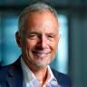 Portret van Dirk Jansen, Inkoopmanager bij DeliWorld Foods.